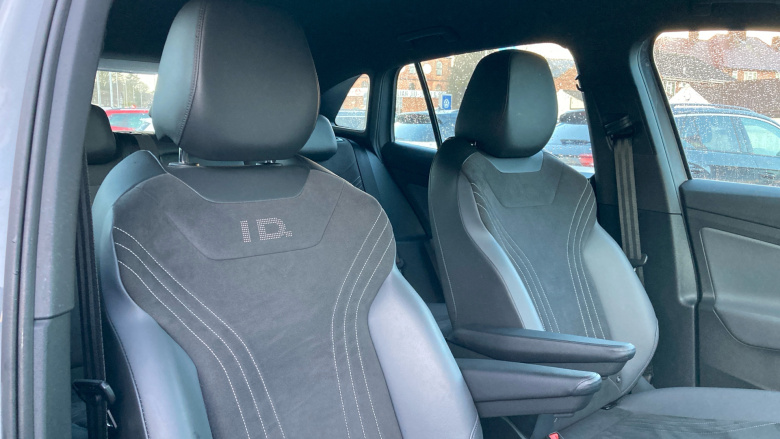 Volkswagen ID.4 109kW Life Ed Pure 52kWh 5dr Auto [110kW Ch] Electric Estate